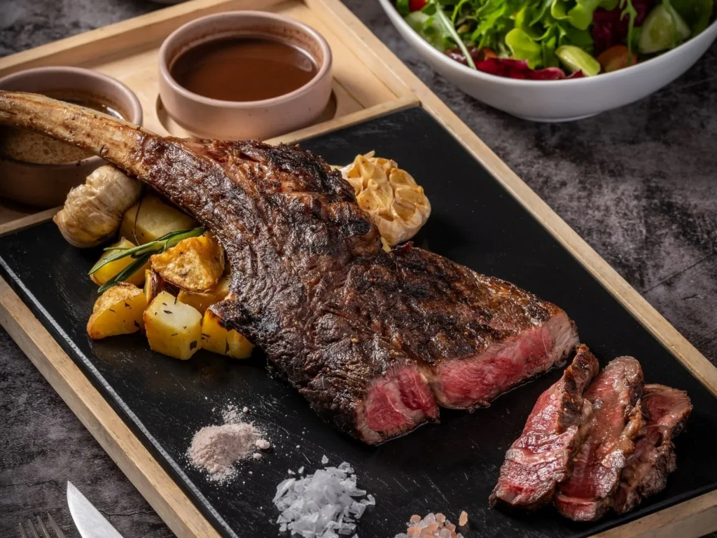 Bistecca alla Fiorentina con Patate al Tartufo (1.2-1.3 kg)